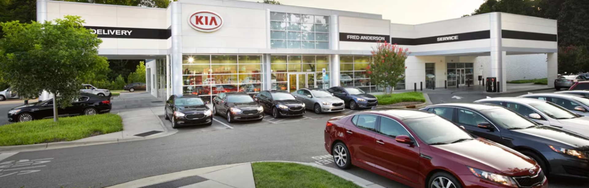 Exterior view of Fred Anderson Kia of Raleigh