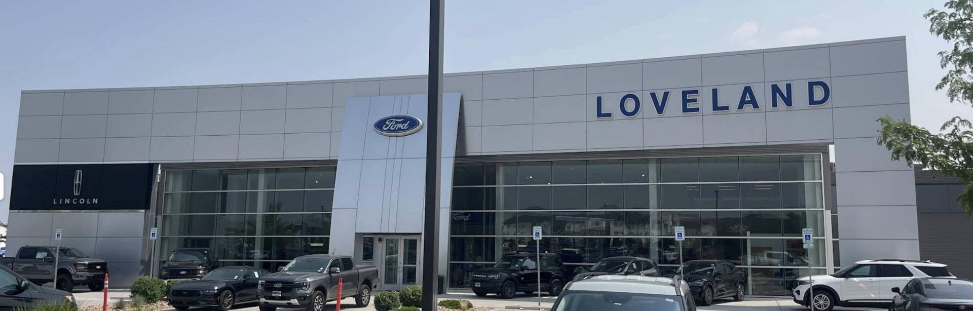 Loveland Ford storefront