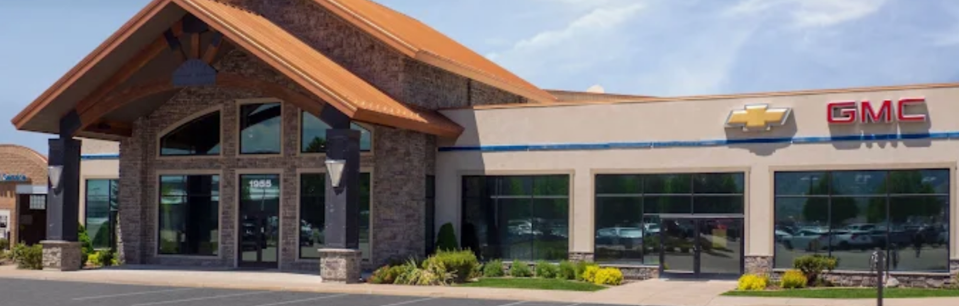 Exterior View of Murdock Chevrolet