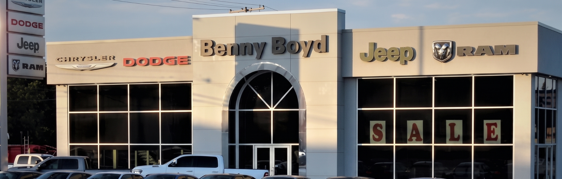 Exterior view of Benny Boyd Lampasas CDJR dealership