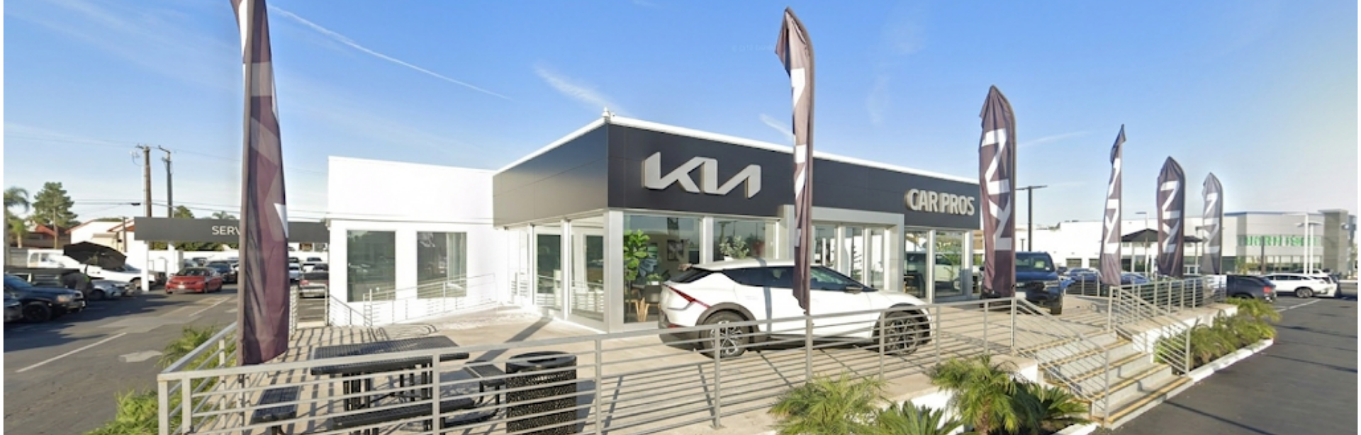 Car Pros Kia Huntington Beach Storefront