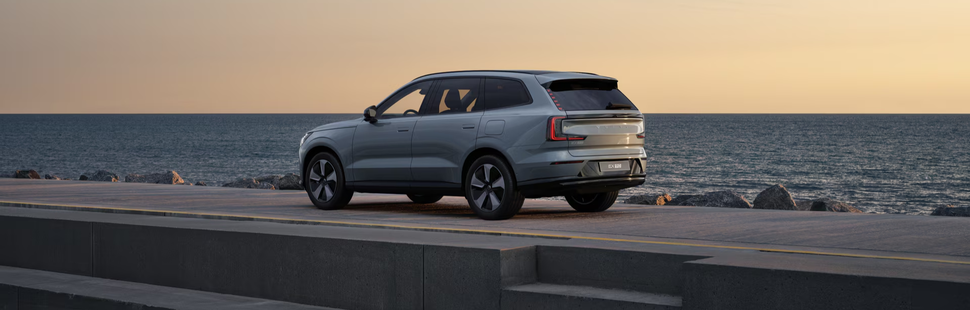 2026 Volvo EX90