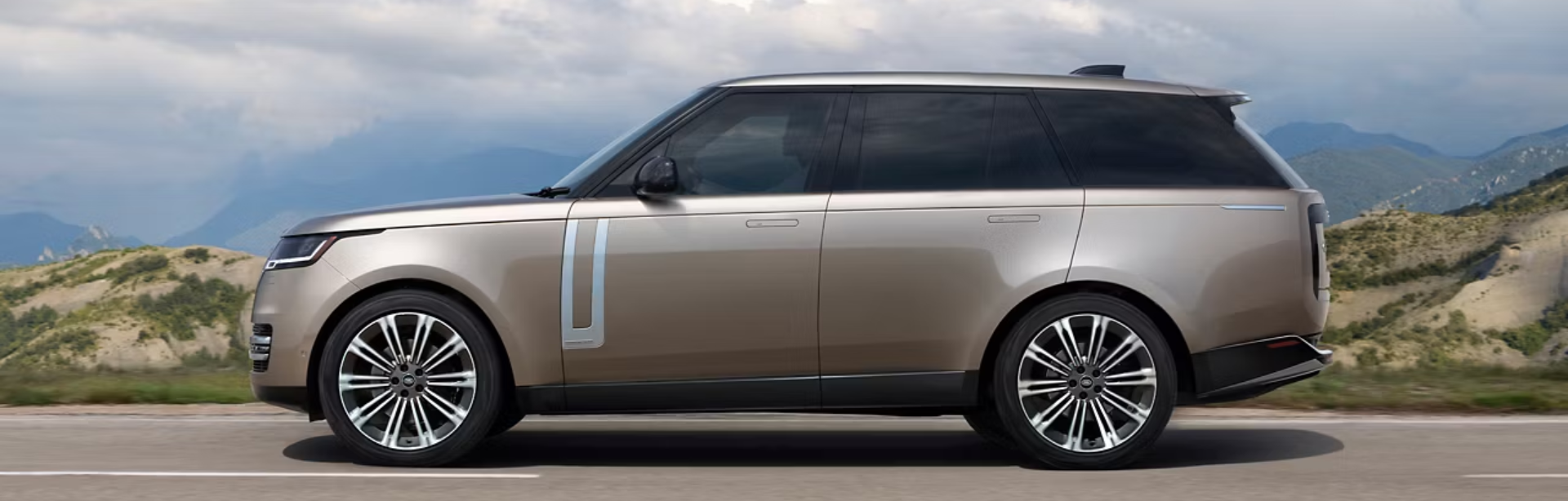 Land Rover Range Rover.