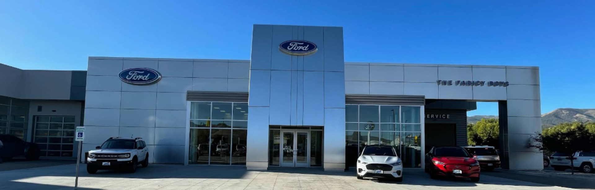 Exterior view of Faricy Ford Salida dealership