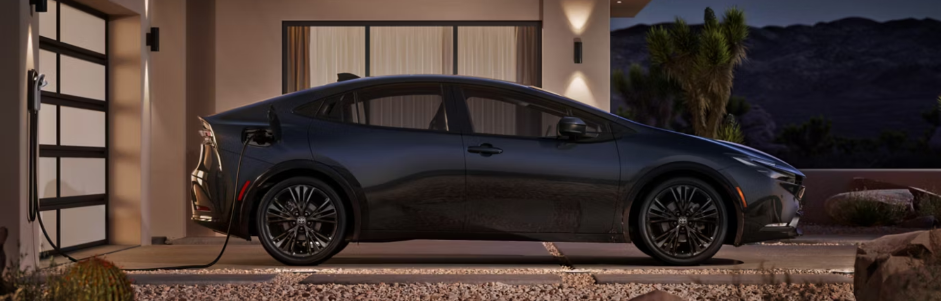 Pre-Owned Toyota Prius
