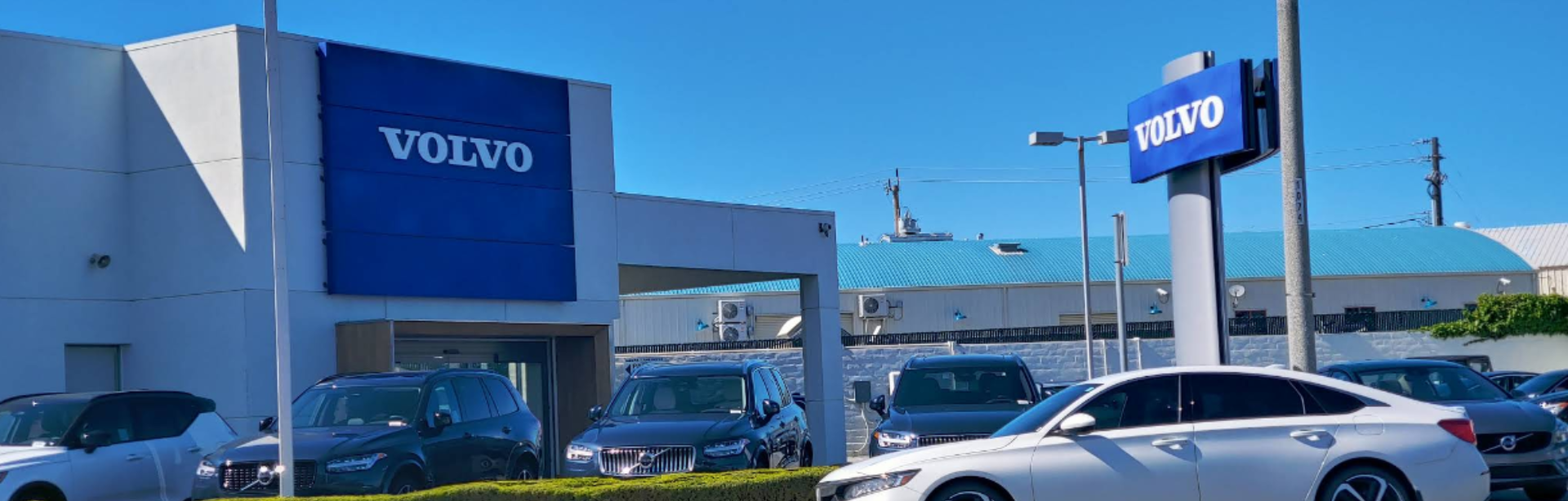 Exterior view of Volvo Cars Monterey dealership