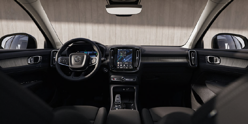 2026 Volvo XC40 SUV
